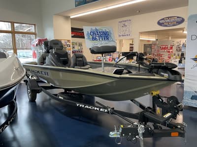 BOATZON | Tracker® Boats PT 175 TXW TE 2026