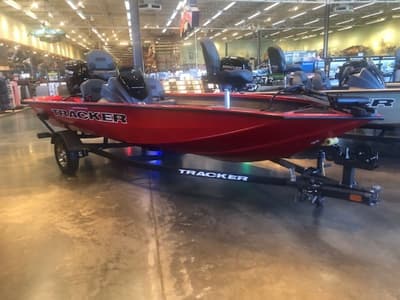 BOATZON | Tracker® Boats PT 175TF 2026