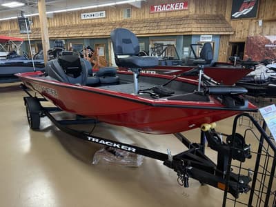 BOATZON | Tracker® Boats PT 175TF 2026