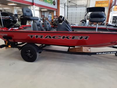 BOATZON | Tracker® Boats PT 175TXW 2026