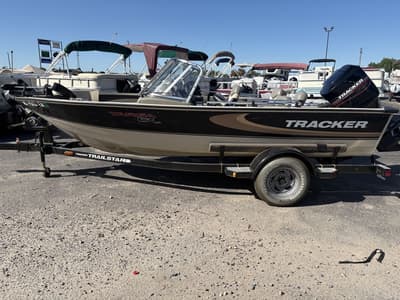 BOATZON | Tracker® Boats TARGA 17 COMBO 2000