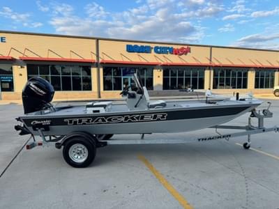 BOATZON | Tracker® Boats TRACKER CLASSIC CC 2026