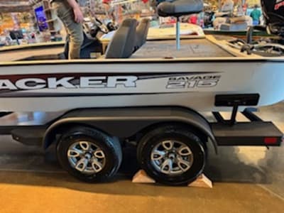 BOATZON | Tracker Savage 215 2025