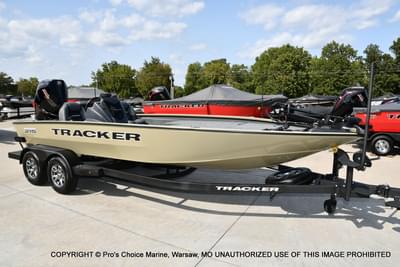 BOATZON | Tracker Savage 215 w200HP Mercury ProXS 2026