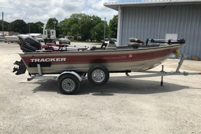 BOATZON | Tracker Super Guide V16 2000