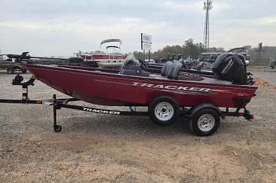 BOATZON | Tracker Super Guide V16 SC 2025