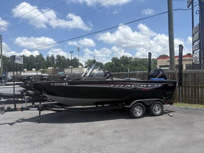 BOATZON | Tracker Targa V19 2022