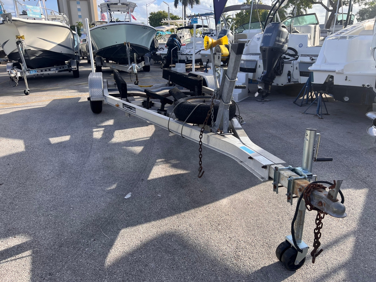 2018 Trailer Nextrail 1921 Tandem Axel - Sold Boat
