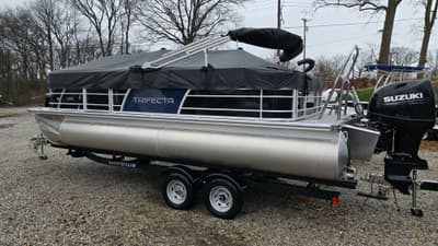 BOATZON | Trifecta 22 TRFC 2026