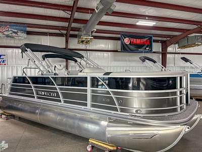 BOATZON | Trifecta 22 UL LE T 2025