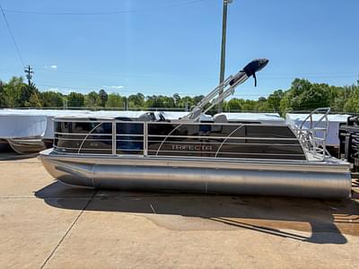 BOATZON | Trifecta 22 UL LE T 275 2025 BOATZON | Trifecta 22 UL LE T 275 2025