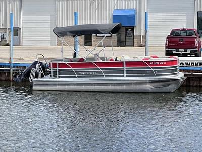 BOATZON | Trifecta 22C LE 275 2023 BOATZON | Trifecta 22C LE 275 2023