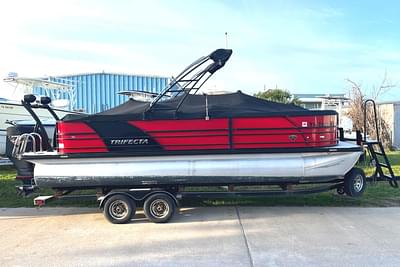 BOATZON | Trifecta 23C 30 2019