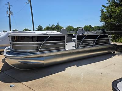 BOATZON | Trifecta 24 UL LET275 2025