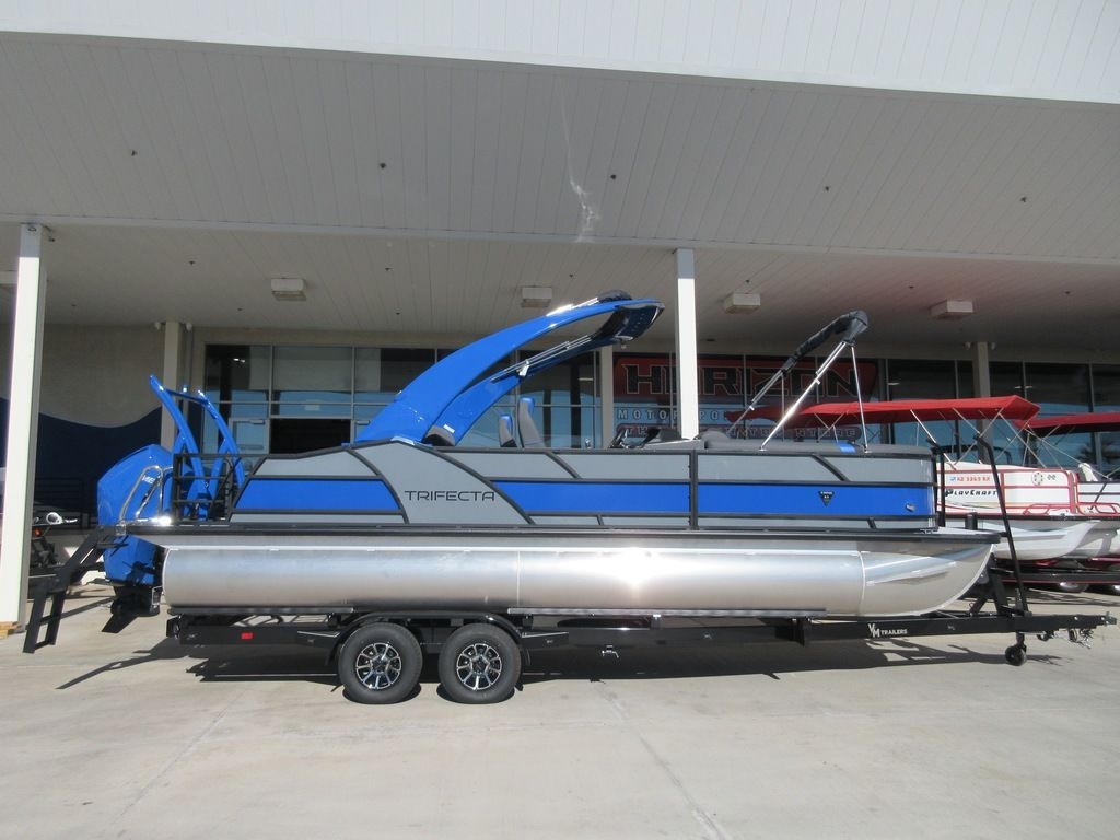 2026 Trifecta 25UL SS 30 - Sold Boat