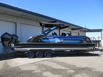 BOATZON | Trifecta 29 Sport C9 DC 30  2024