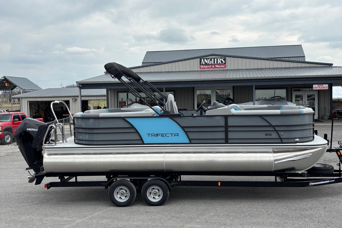 2026 Trifecta C Series 24RFC CS - Sold Boat