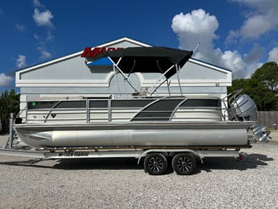 BOATZON | Trifecta S SERIES 25 2018