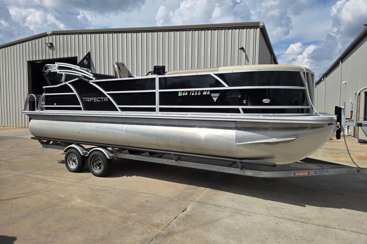 2021 Trifecta SS 23C 275 - Sold Boat