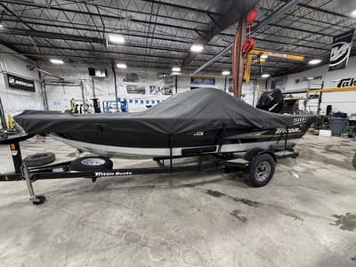 BOATZON | TRITON 176 DC 2006