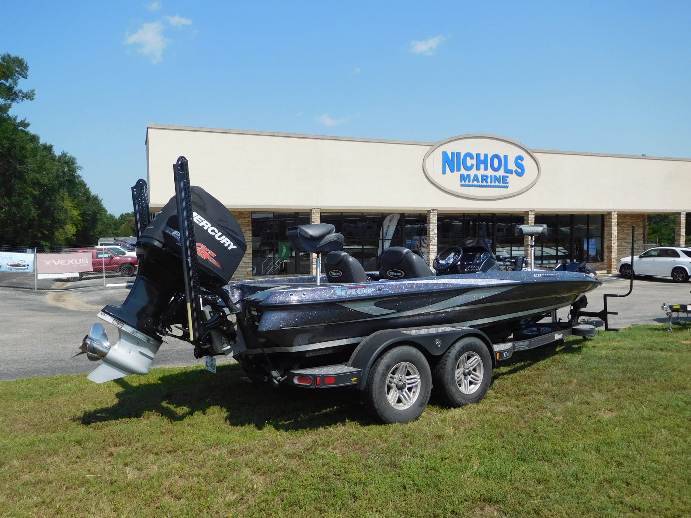Triton 20 TrX Patriot 2018