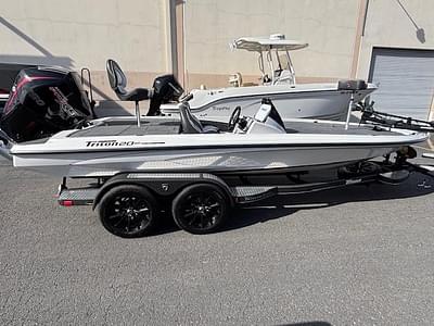 BOATZON | Triton 20XP Patriot 2025