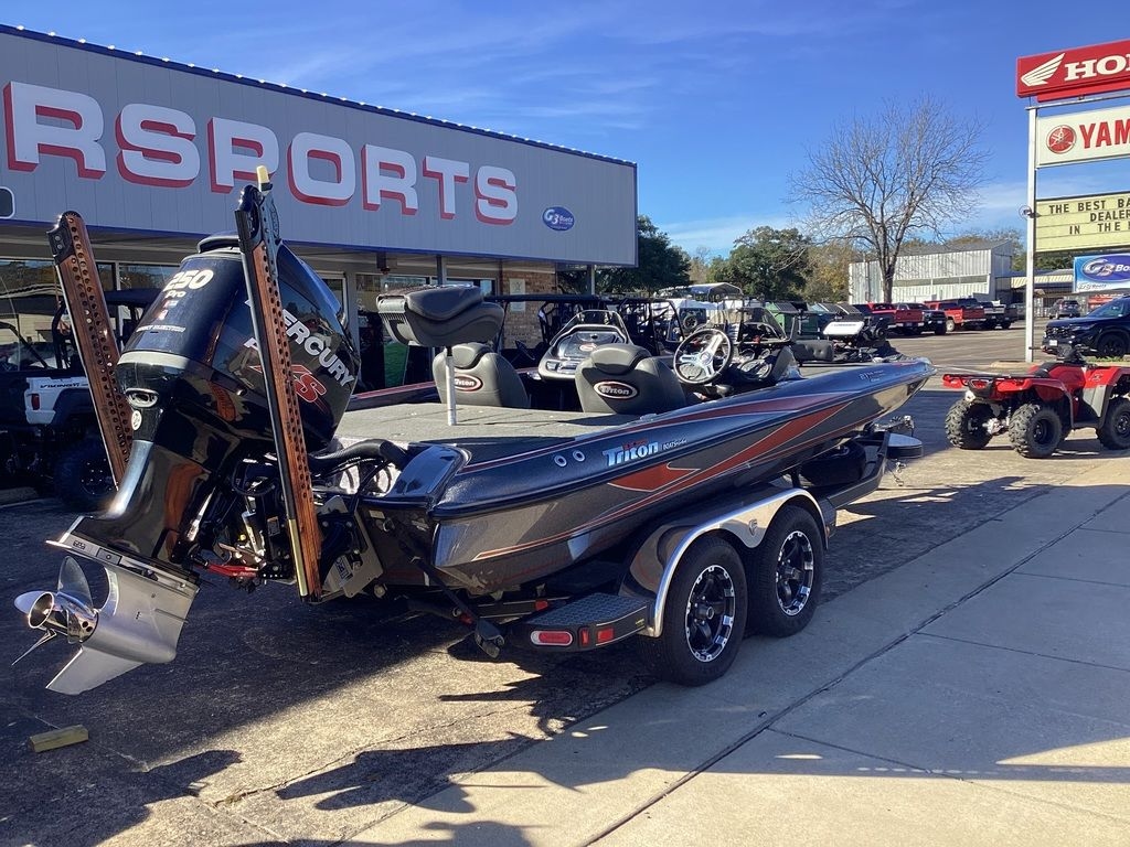 2018 TRITON 21 TRX PATRIOT ELITE - Sold Boat