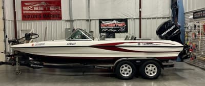 BOATZON | Triton 211SF 2007