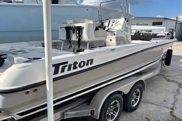 2013 Triton 240 LTS Pro - Sold Boat