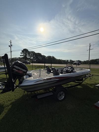BOATZON | Triton Boats 17 PRO Series 2014 BOATZON | Triton Boats 17 PRO Series 2014