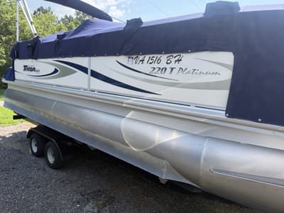 BOATZON | Triton Boats 220 T Platinum 2006