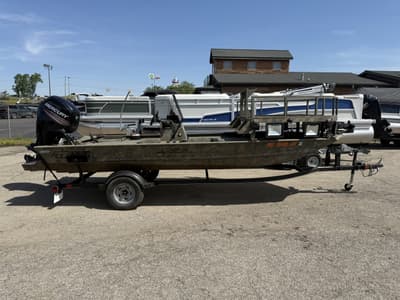 BOATZON | Triton Boats Sportsman 1860 MVX CC 2017
