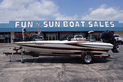 BOATZON | Triton Boats TR196DC 2004