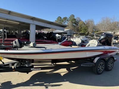 BOATZON | Triton Boats XP Patriot 21 2026