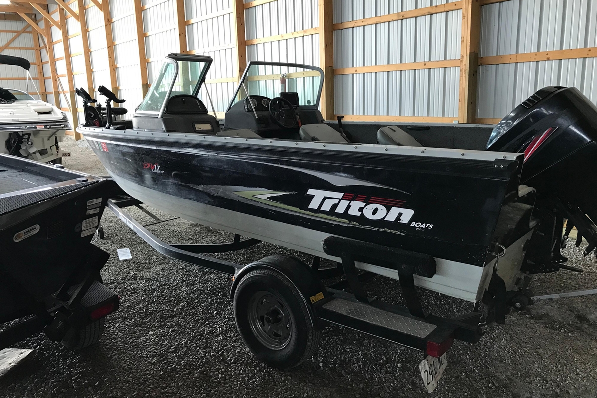 2009 Triton DV 17 Liberty - Sold Boat