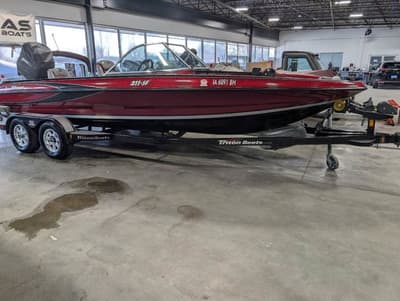 BOATZON | Triton SF211 2006