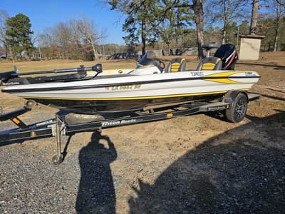 BOATZON | Triton TR 186 2008