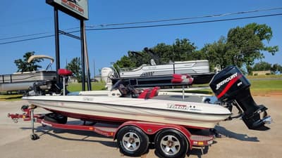 BOATZON | TRITON TR20 2001