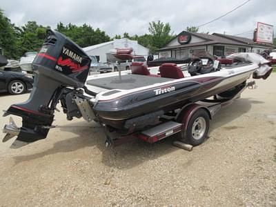 BOATZON | TRITON TR21  YAMAHA 225 VMAX 1999