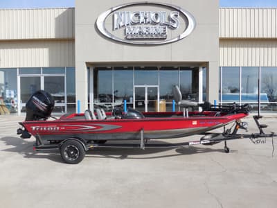 BOATZON | Triton X18c 2014