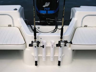 BOATZON | Trophy Marine 1802 Walkaround 2004