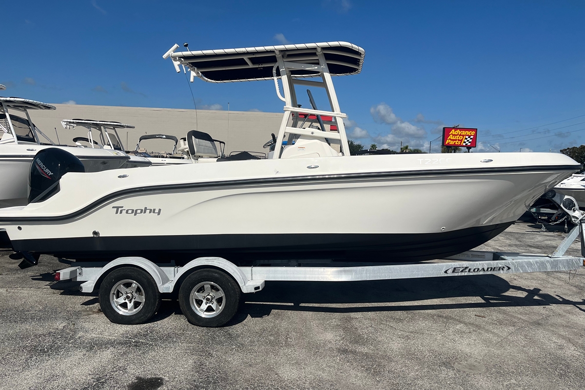 2023 Trophy T22 - Sold Boat