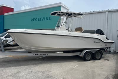 BOATZON | Trophy T24 CC 2023