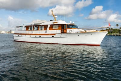BOATZON | Trumpy 72 Motor Yacht 1972