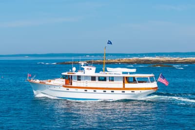 BOATZON | Trumpy Trumpy Fantail Houseboat 1958 BOATZON | Trumpy Trumpy Fantail Houseboat 1958