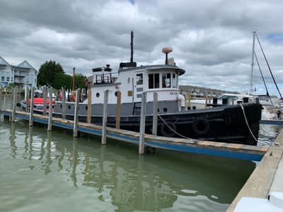 BOATZON | Tugboat Bow Steel 1936 BOATZON | Tugboat Bow Steel 1936