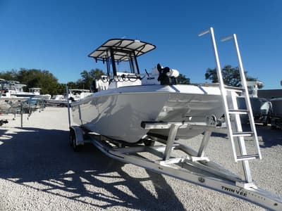 BOATZON | TWIN VEE 22 BAY CAT 2026 BOATZON | TWIN VEE 22 BAY CAT 2026