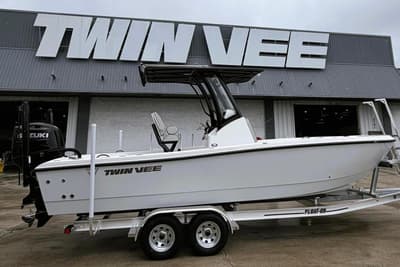 BOATZON | Twin Vee 22 BayCat 2026