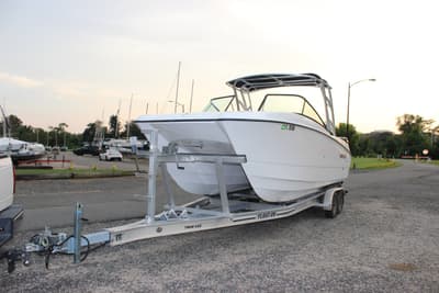 BOATZON | Twin Vee 240 DC GF 2020