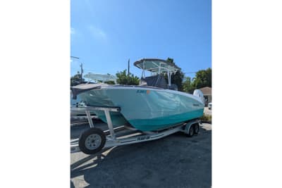 BOATZON | Twin Vee 240 GFX CC 2024 BOATZON | Twin Vee 240 GFX CC 2024